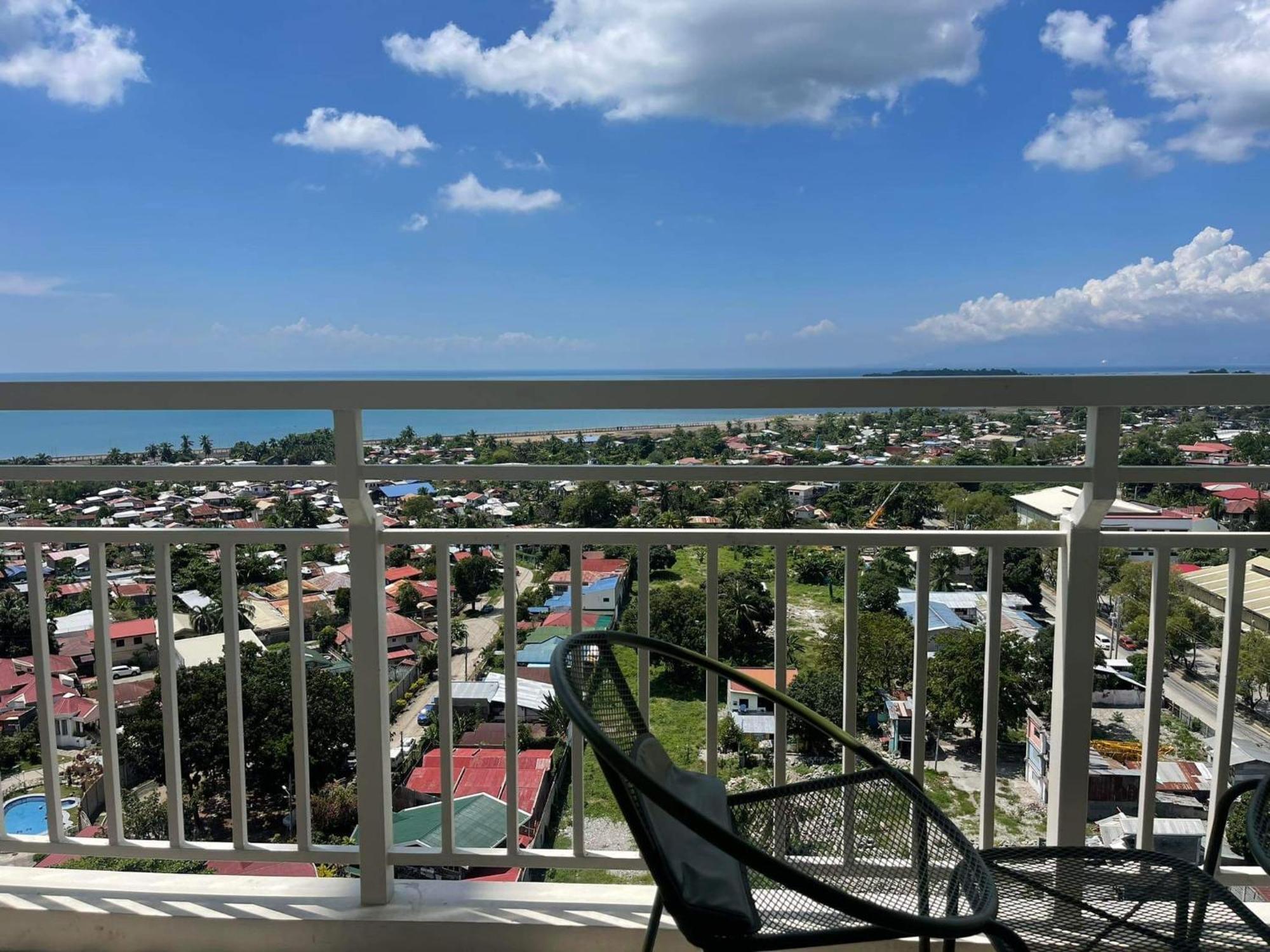 Verdon Parc Davao City With Balcony By Darpm Extérieur photo