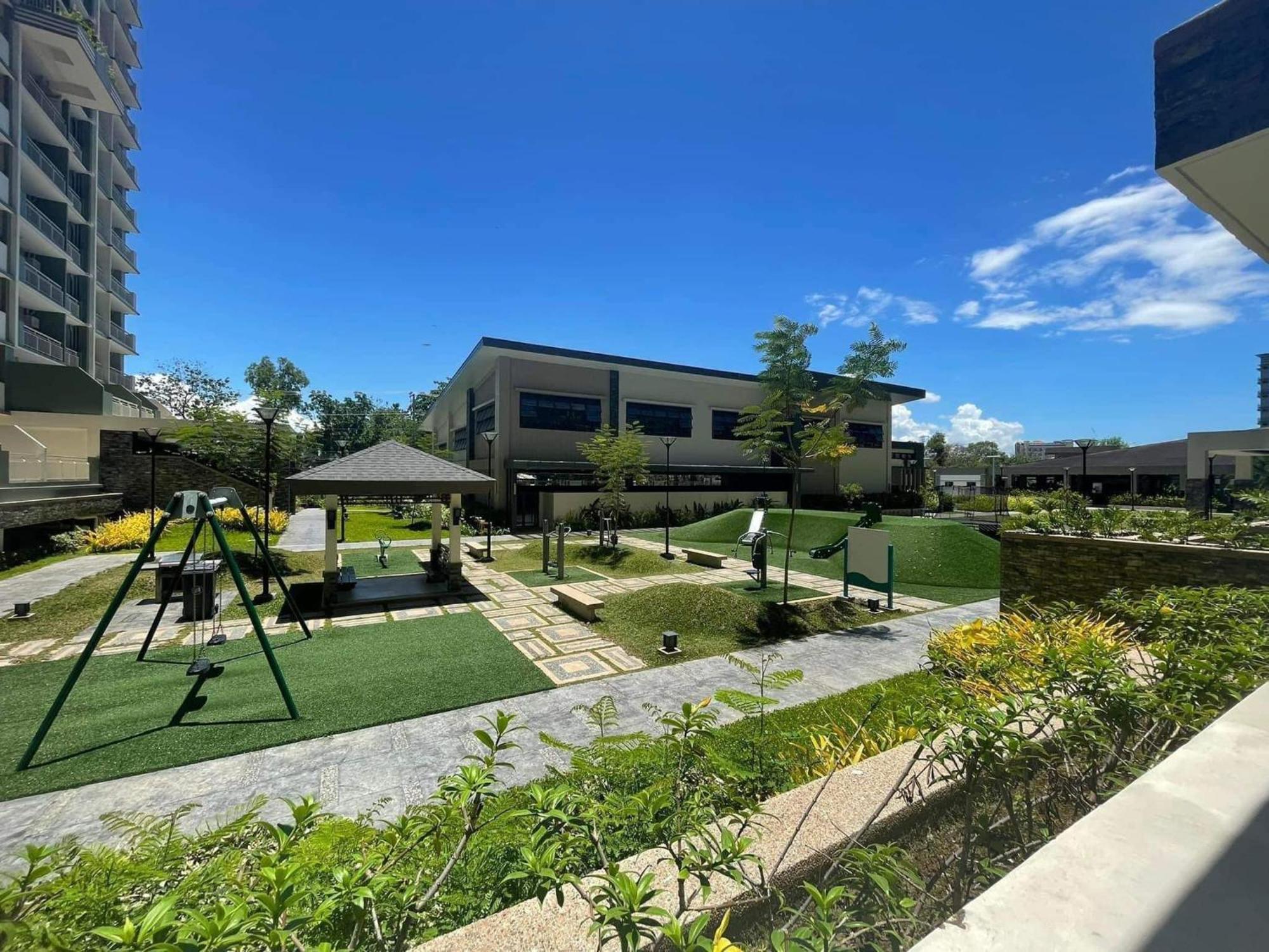 Verdon Parc Davao City With Balcony By Darpm Extérieur photo